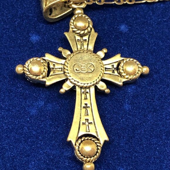 J539 JBK Classic Cross Pendant by Camrose & Kross - Picture 7 of 10